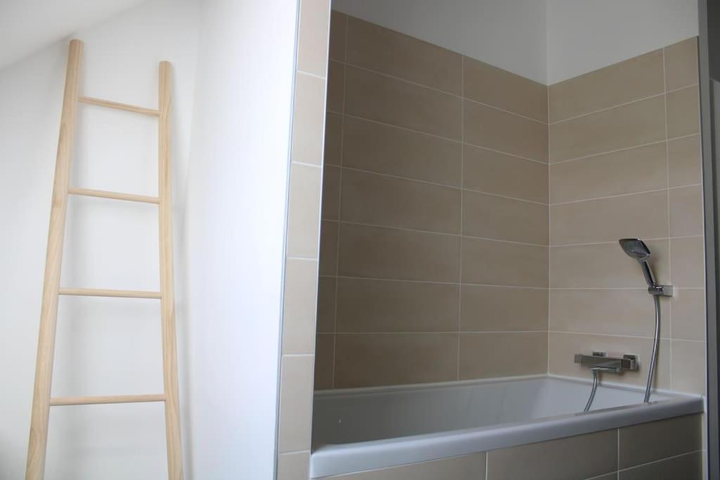 Gite De Charme A La Ferme - Duplex Landrévarzec Exterior photo